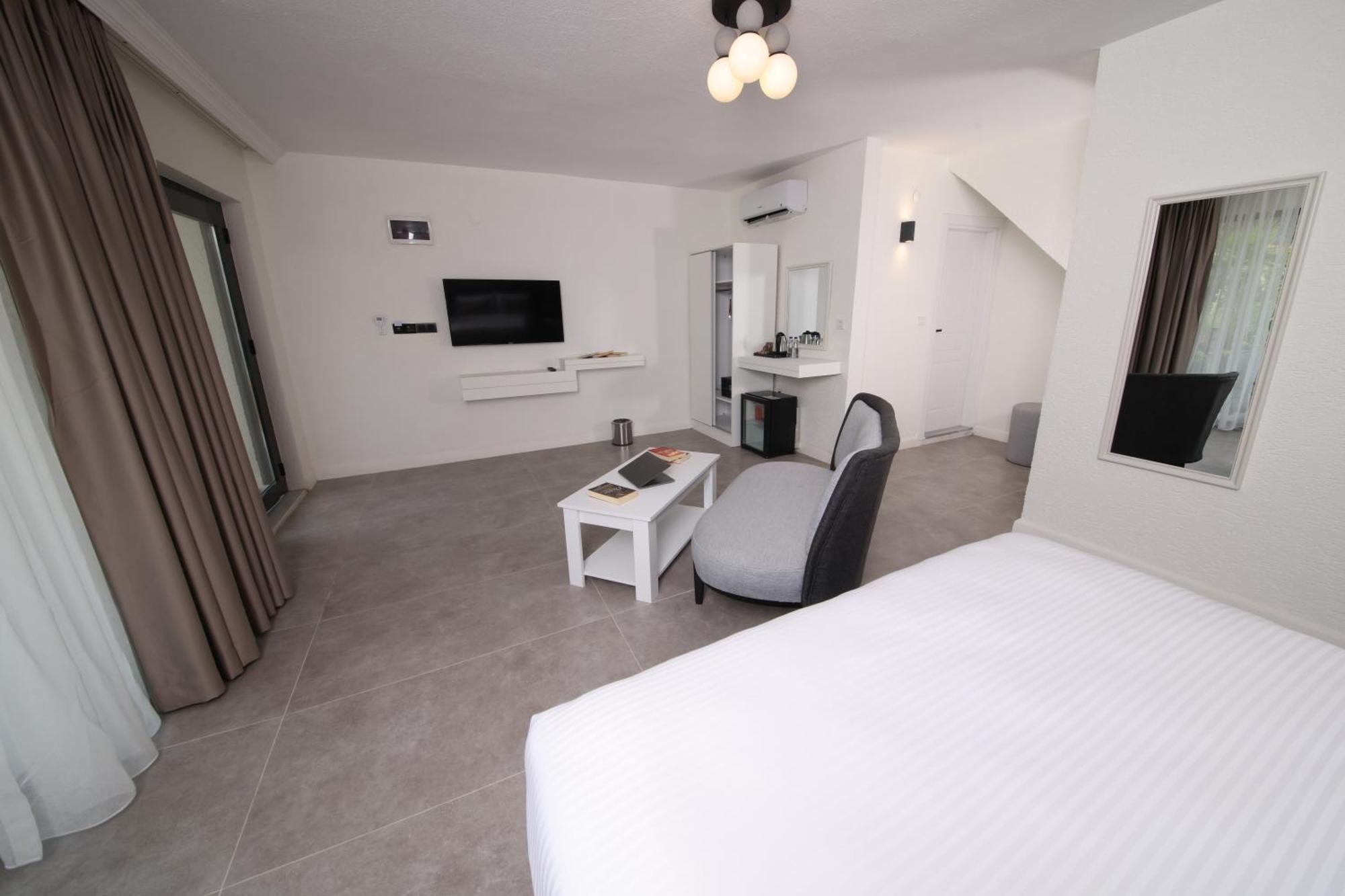 טקירדג Moje More Hotel חדר תמונה